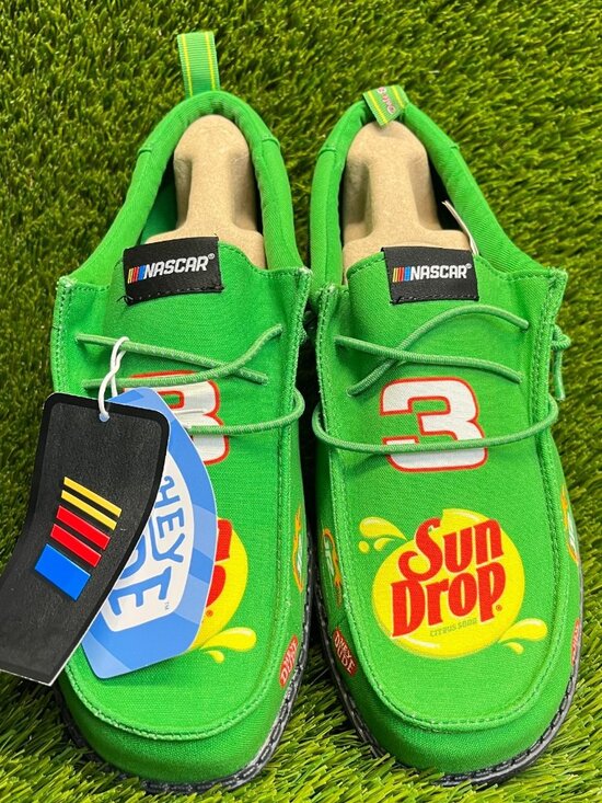 Hey Dude Wally Nascar Dale Earnhardt Jr Mens Size 8 Green Athletic Slip On Shoes main image 9